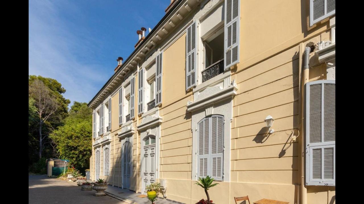 Villa Laetitia - Appt De Charme Avec Parking - Nice Nord Buitenkant foto